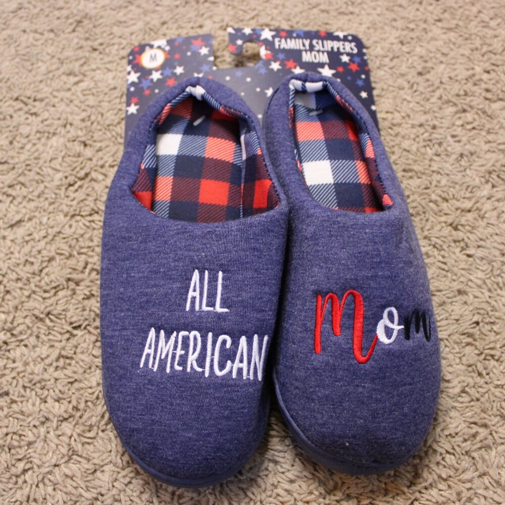 Women's Blue "All American Mom" Family Slippers Size Medium NWT